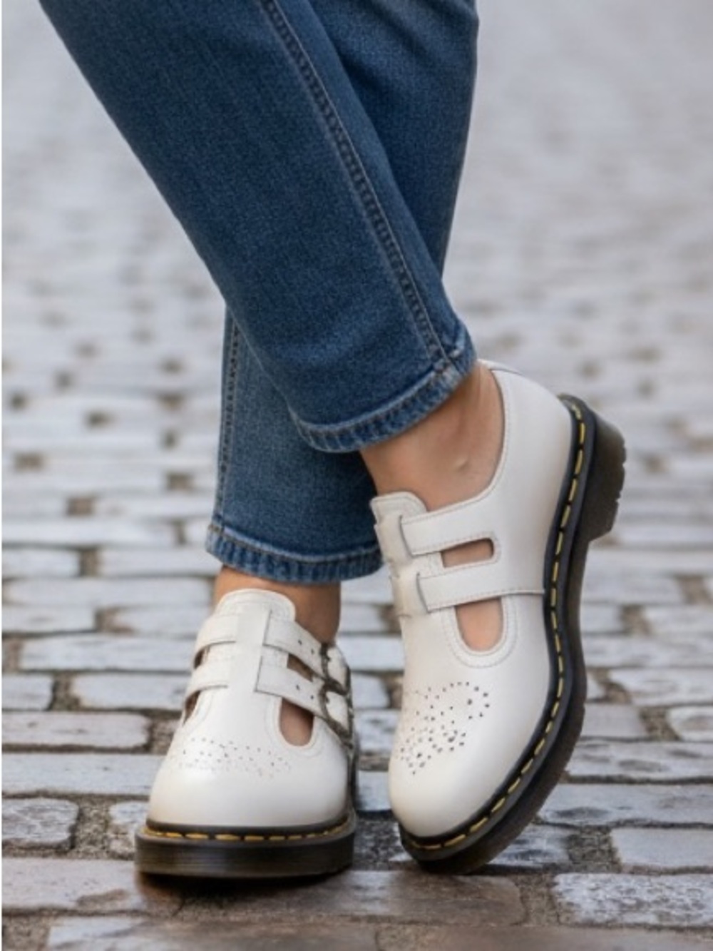 Dr. Martens Women White Leather Mary Jane Casual Shoes Size 7